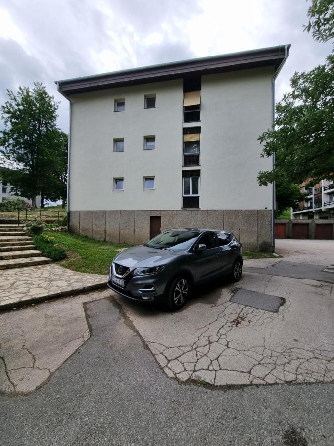 Apartment Yoya Plitvička Jezera Esterno foto