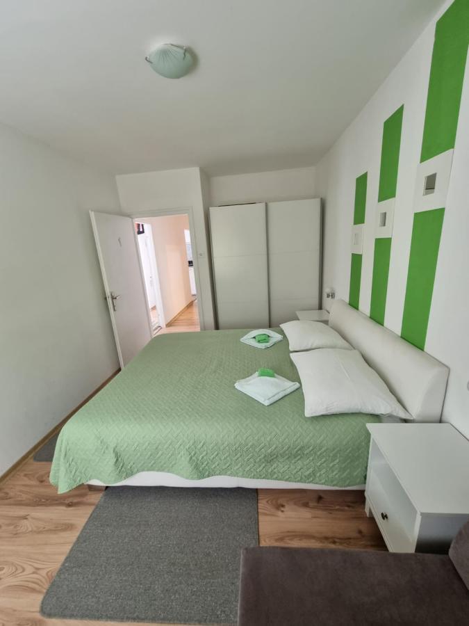 Apartment Yoya Plitvička Jezera Esterno foto