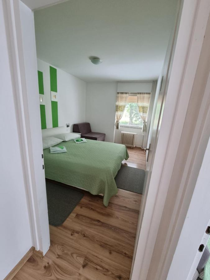 Apartment Yoya Plitvička Jezera Esterno foto