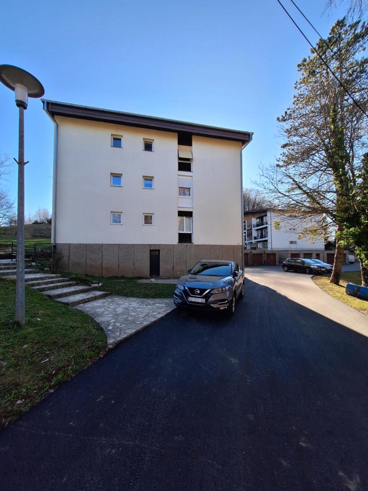Apartment Yoya Plitvička Jezera Esterno foto